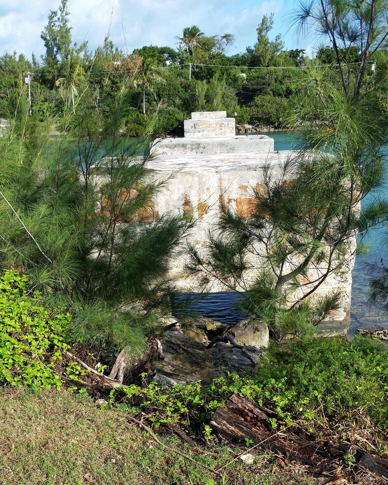 Stone pier of the old railway bridge at Somerset Bridge